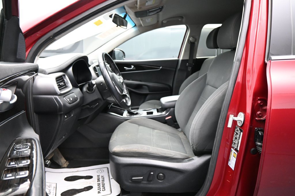 Used 2020 Kia Sorento LX w/ LX I4 Convenience Package AWD/4WD image 9
