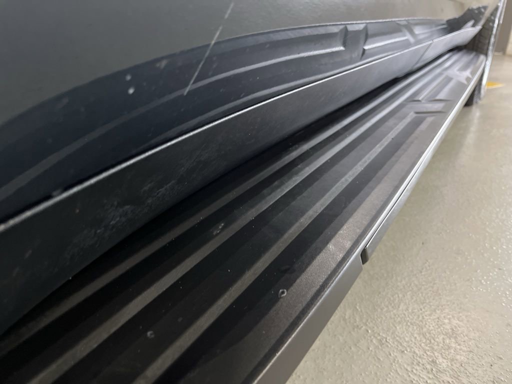 Used 2021 GMC Yukon XL SLE image 15