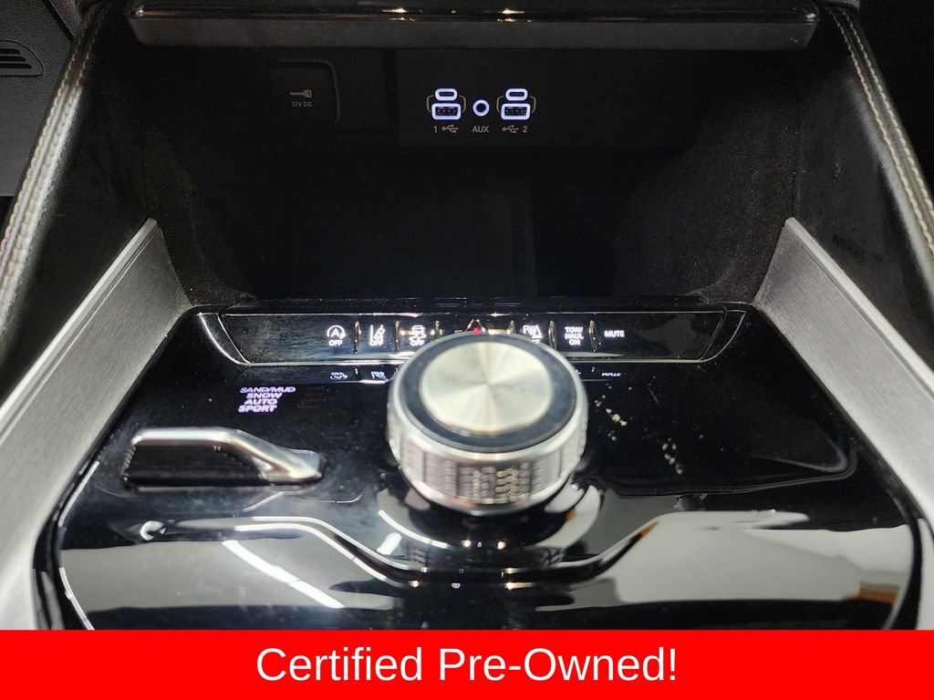 Certified 2025 Jeep Wagoneer Series II AWD/4WD image 20