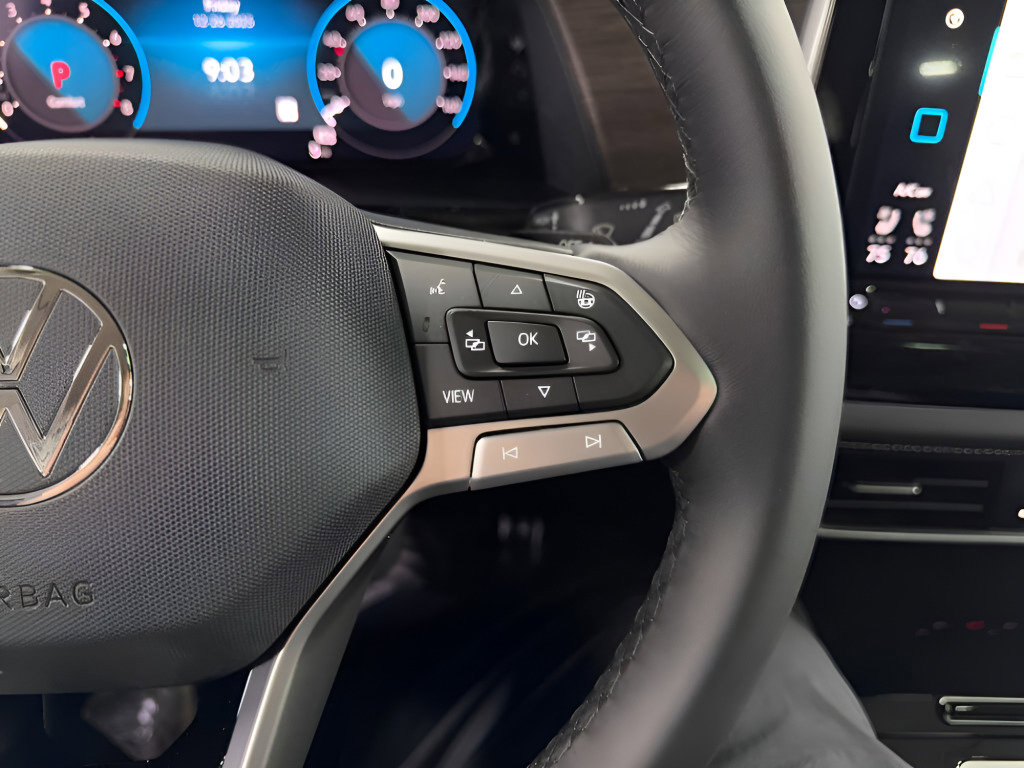 New 2026 Volkswagen Atlas SEL Premium R-Line image 14