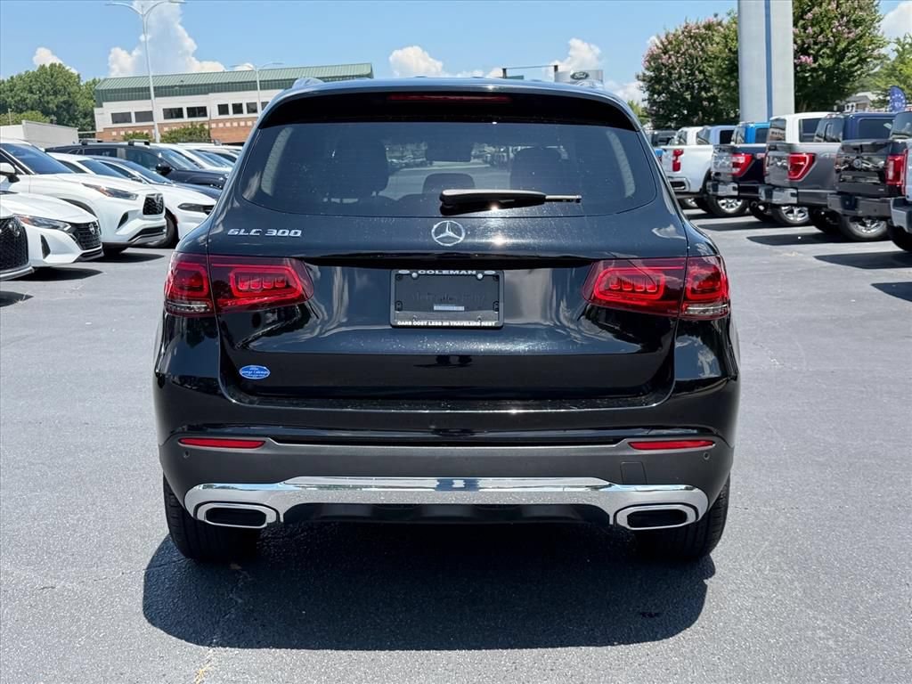 Used 2022 Mercedes-Benz GLC 300 image 5