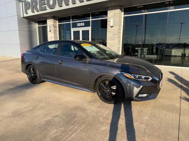 Used 2021 Nissan Sentra SR w/ SR Premium Package image 3