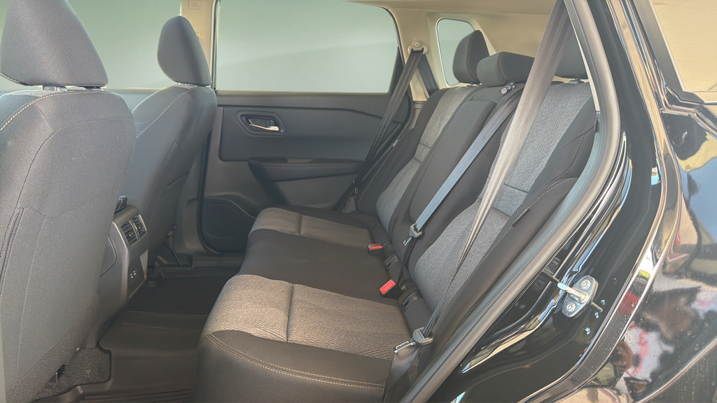 New 2026 Nissan Rogue SV AWD/4WD image 21
