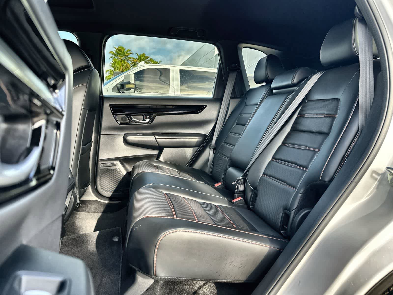 Used 2023 Honda CR-V Sport Touring image 4