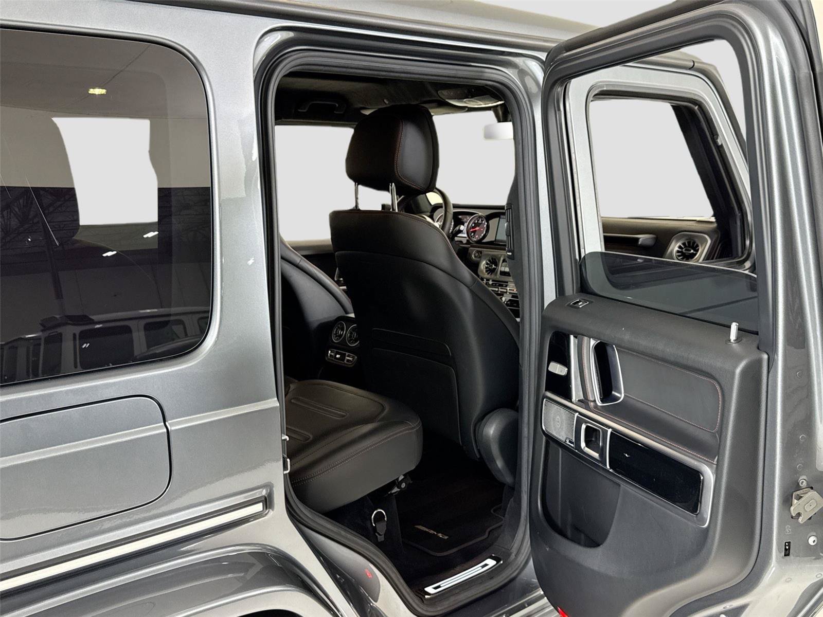 Used 2020 Mercedes-Benz G 550 image 30