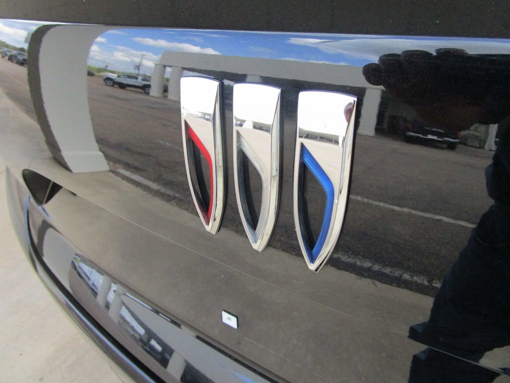Used 2024 Buick Envision Sport Touring image 12