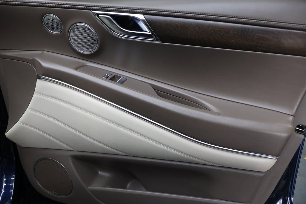 Used 2022 Genesis GV80 3.5T Advanced + image 11