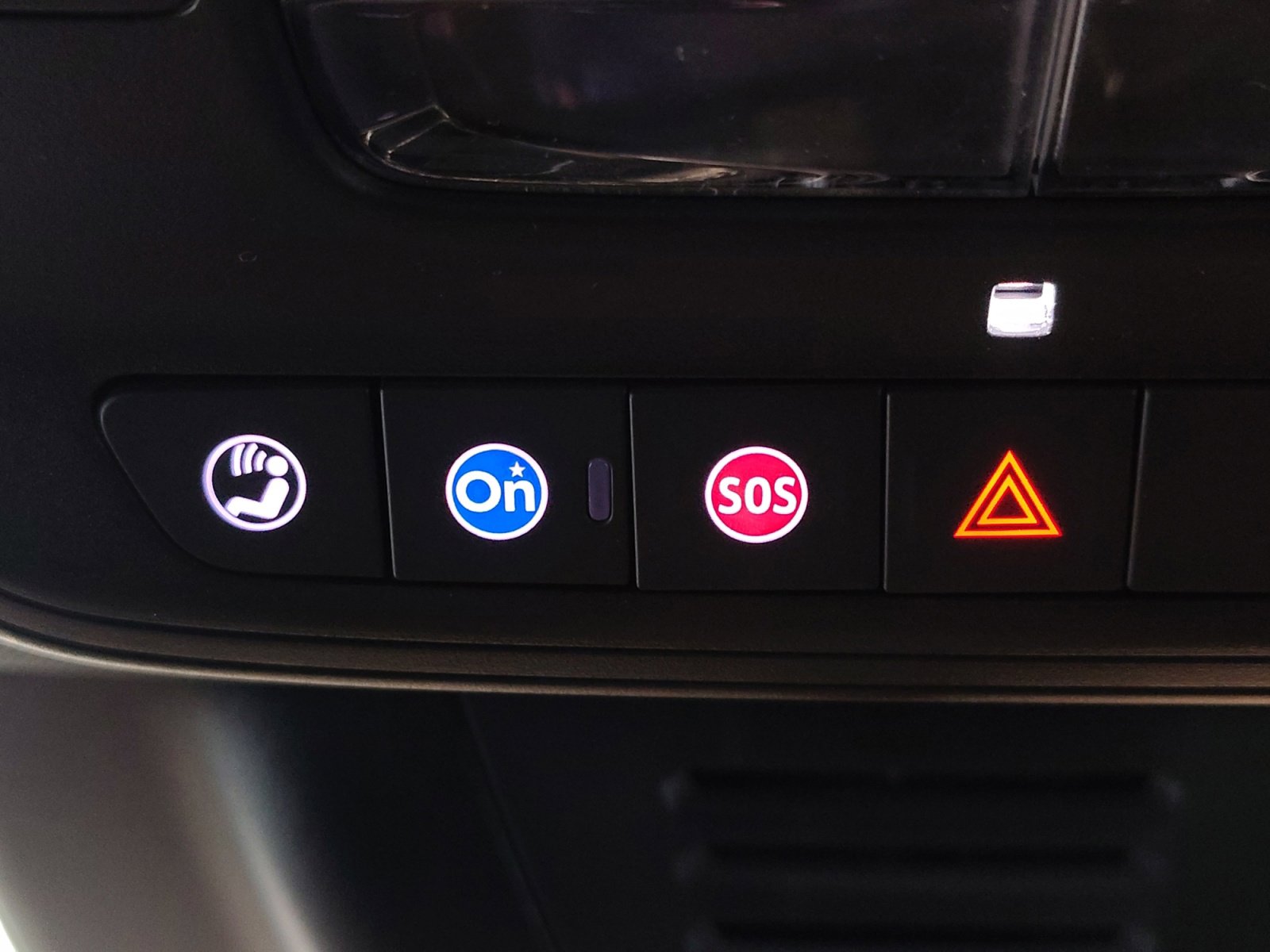 Used 2026 Chevrolet Equinox EV LT FWD image 32