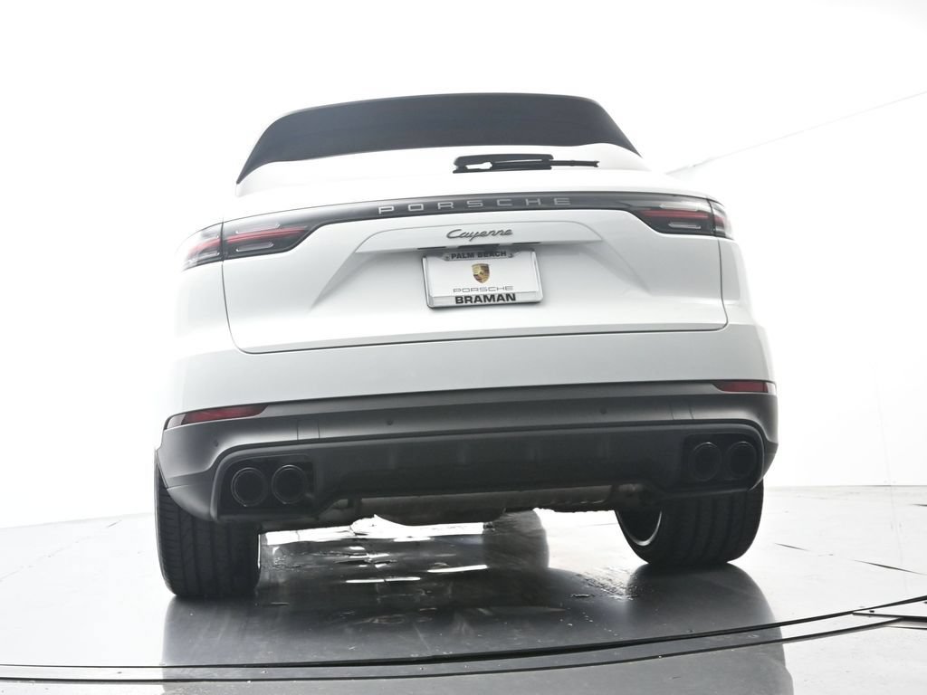 Certified 2023 Porsche Cayenne Platinum Edition AWD/4WD image 50