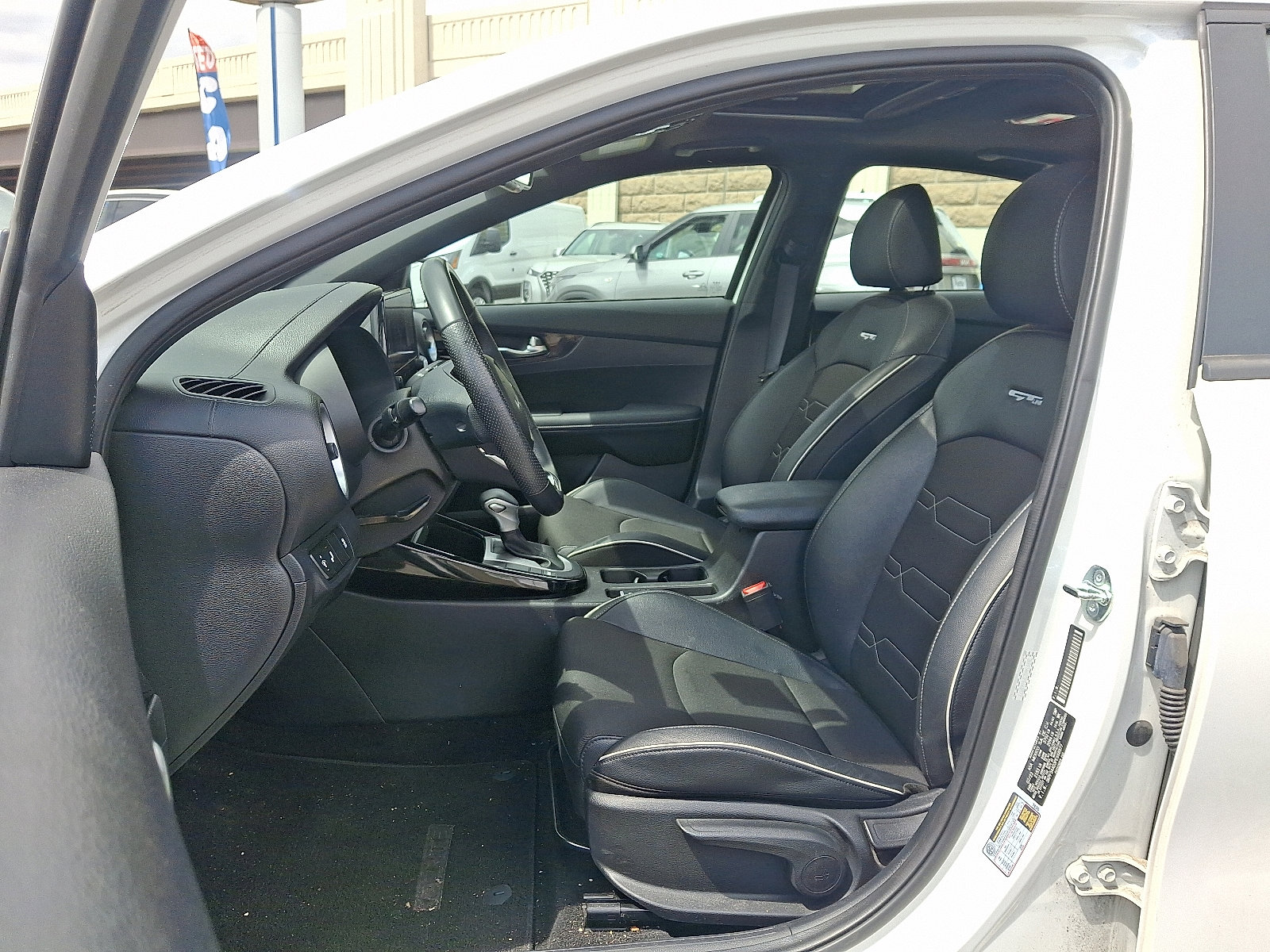 Certified 2023 Kia Forte GT-Line w/ GT-Line Premium Package FWD image 13