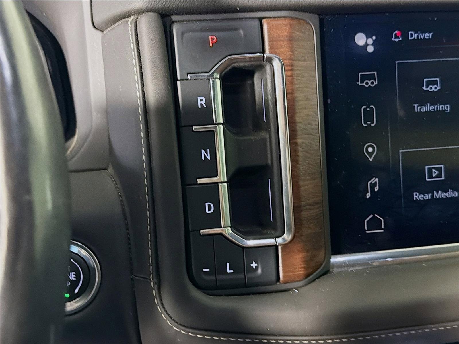 Certified 2023 GMC Yukon Denali Ultimate AWD/4WD image 19