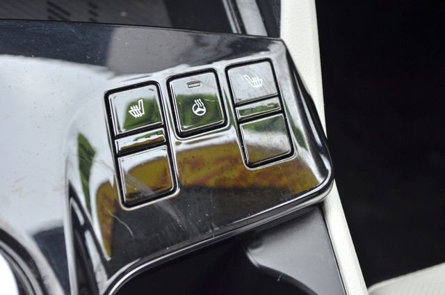 Used 2023 Kia Sportage EX image 29