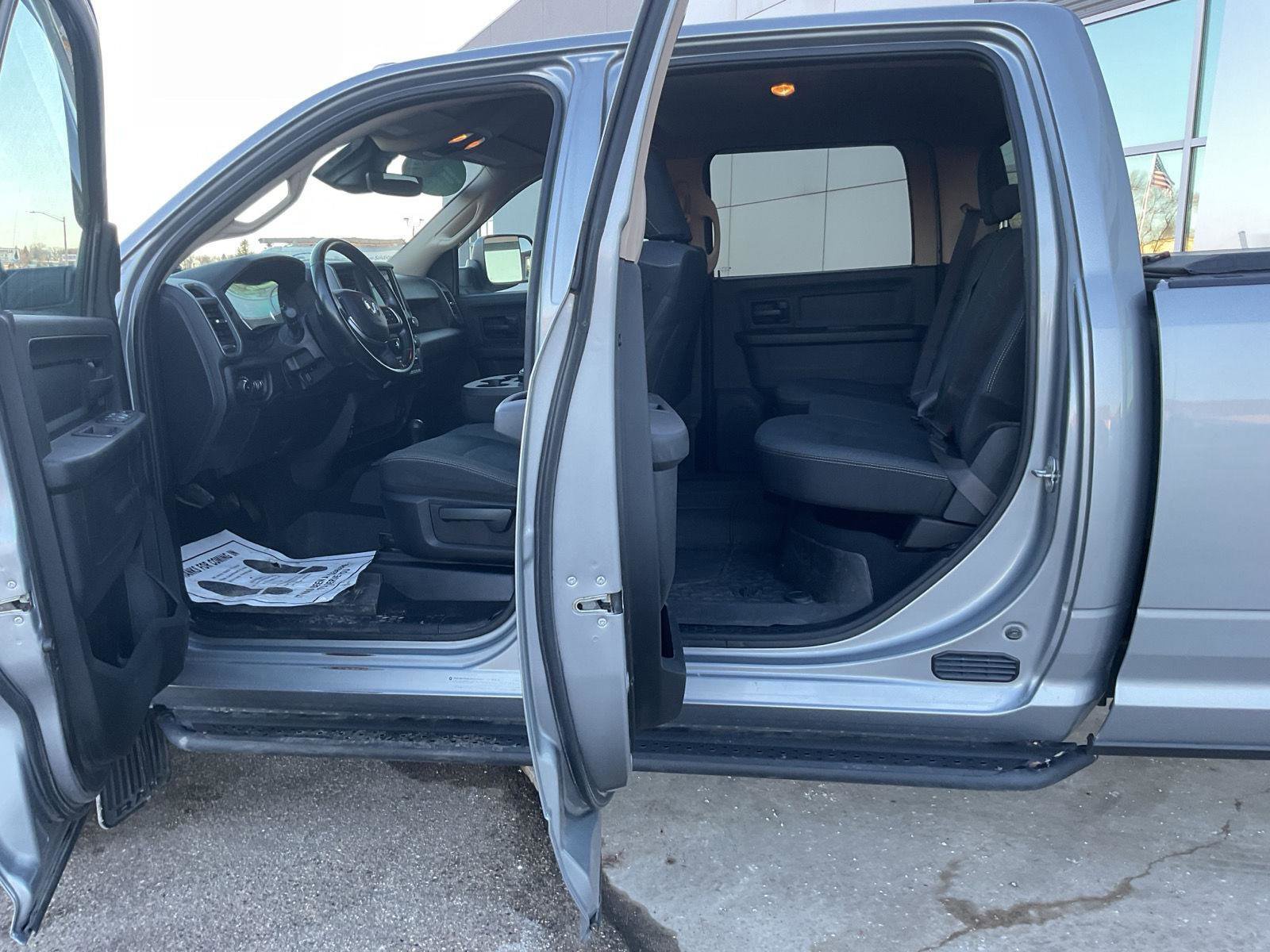 Used 2020 RAM 3500 Tradesman w/ Towing Technology Group image 20