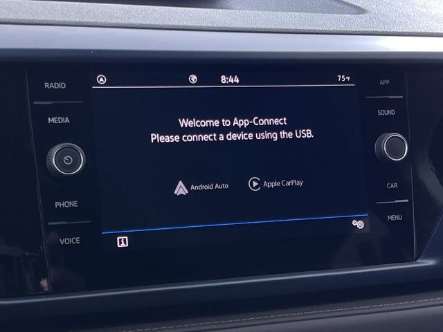 Used 2024 Volkswagen Taos SE image 23