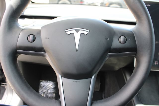 Used 2023 Tesla Model 3 Standard Range RWD image 12
