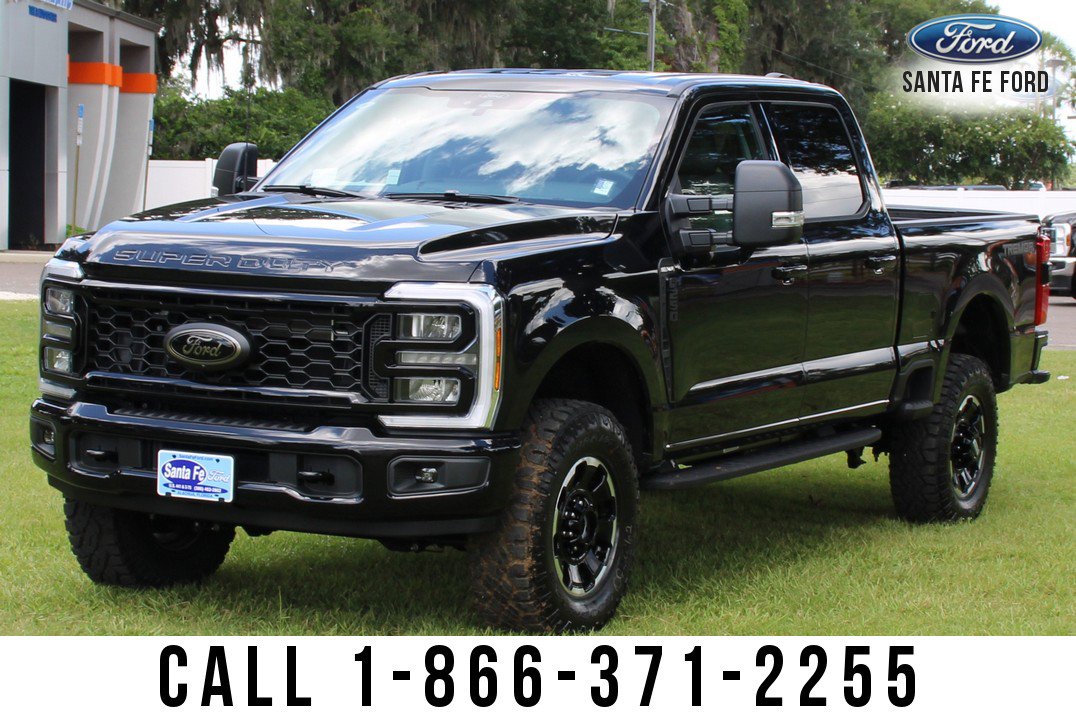 New 2025 Ford F250 XLT w/ Black Appearance Package image 4
