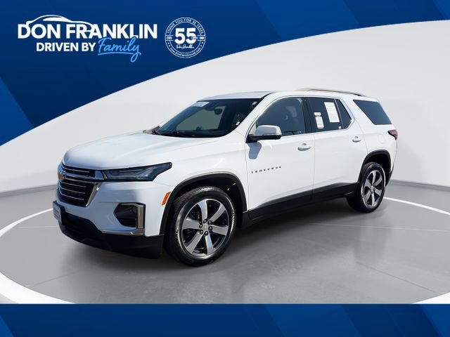 Used 2023 Chevrolet Traverse LT w/ LT Premium Package AWD/4WD image 1