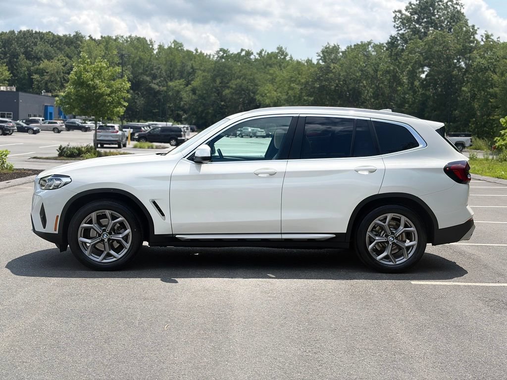 Used 2024 BMW X3 xDrive30i w/ Convenience Package AWD/4WD image 3