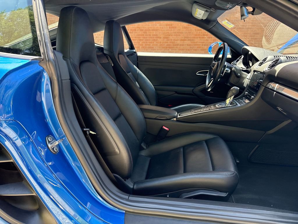 Used 2017 Porsche 718 Cayman RWD image 21