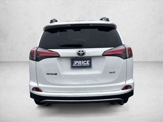 Used 2018 Toyota RAV4 XLE image 6