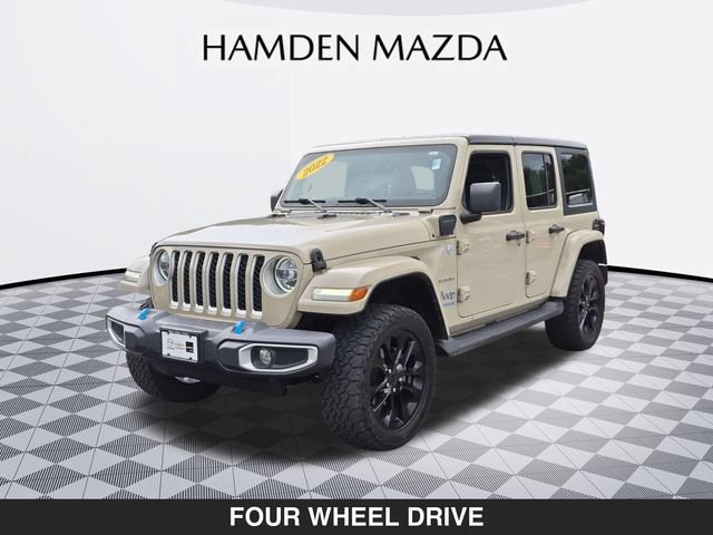 Used 2022 Jeep Wrangler Unlimited Sahara w/ Cold Weather Group AWD/4WD image 8