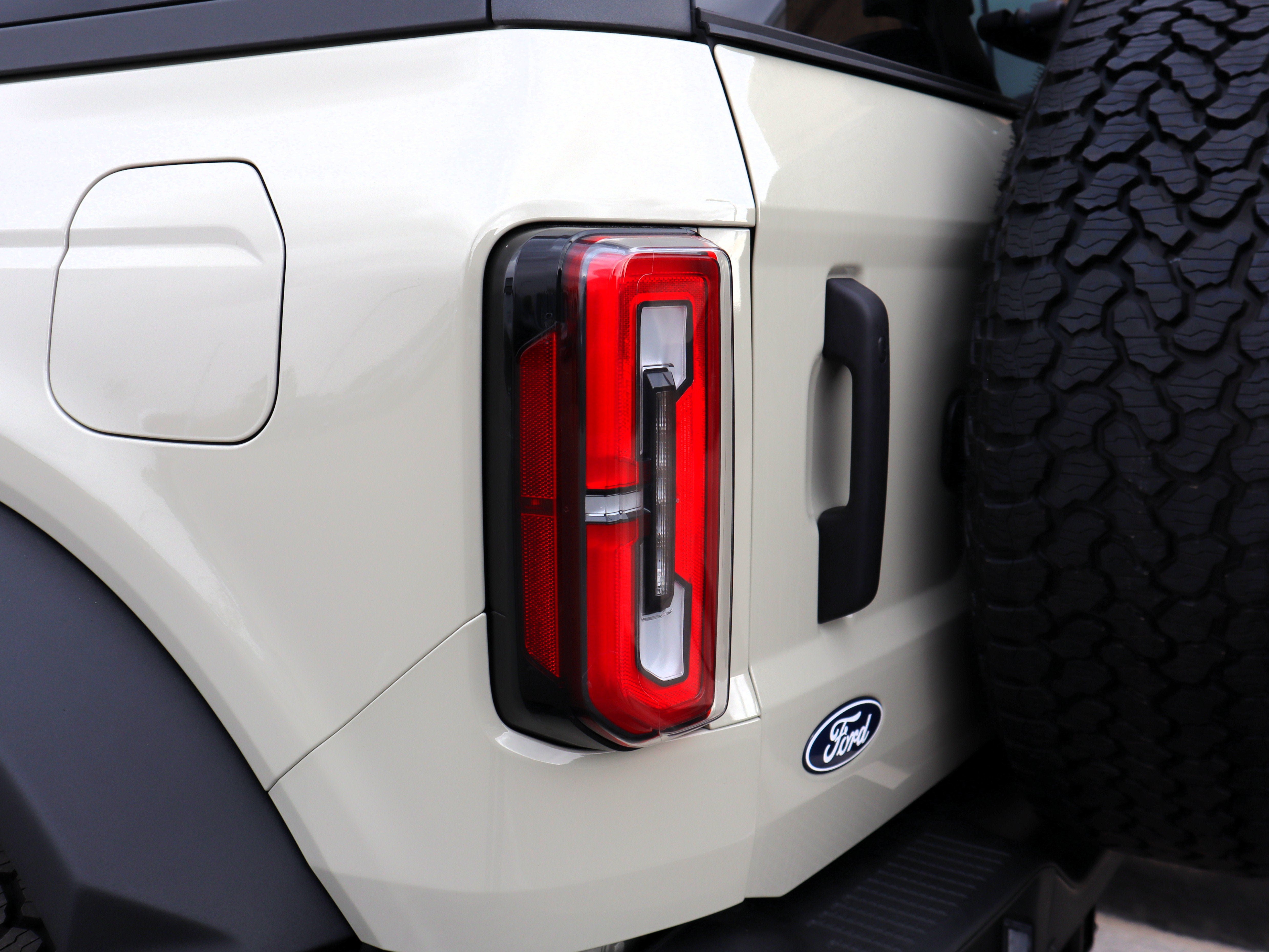 New 2026 Ford Bronco Badlands AWD/4WD image 18