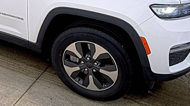 Used 2022 Jeep Grand Cherokee Limited 4xe AWD/4WD image 10
