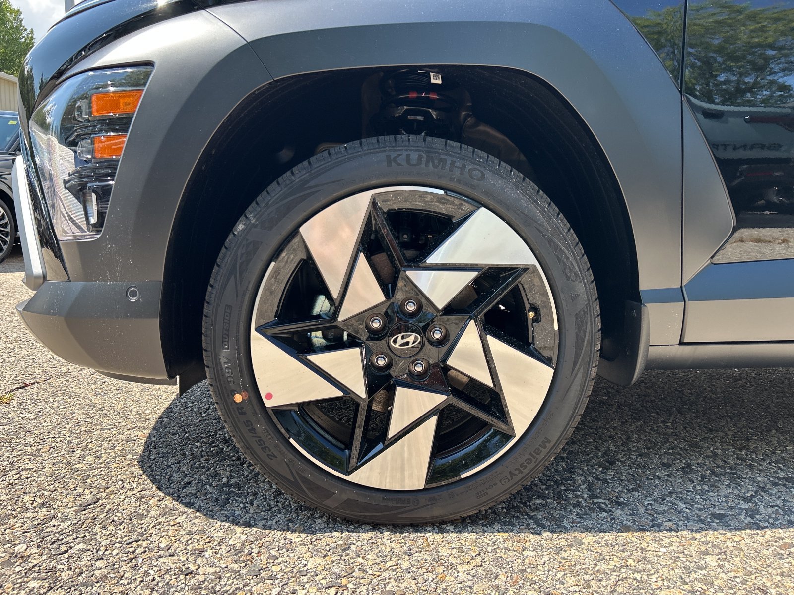 New 2027 Hyundai Kona Limited AWD/4WD image 10