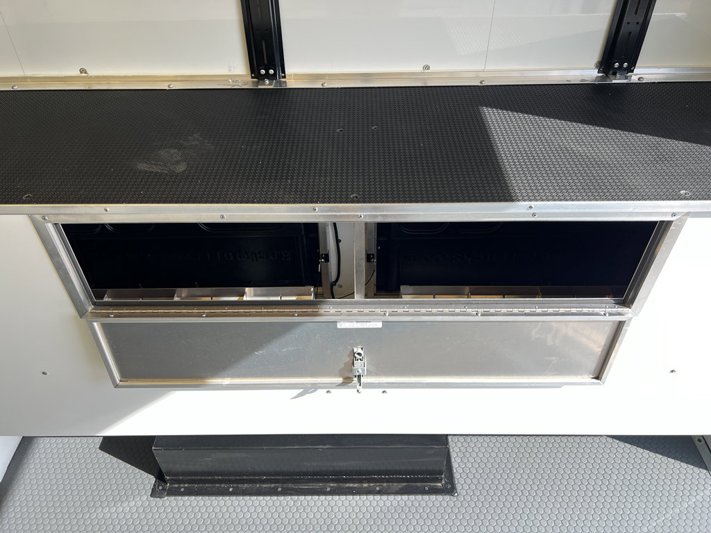 New 2026 Ford E-350 and Econoline 350 Super Duty w/ Power Equipment Group image 35