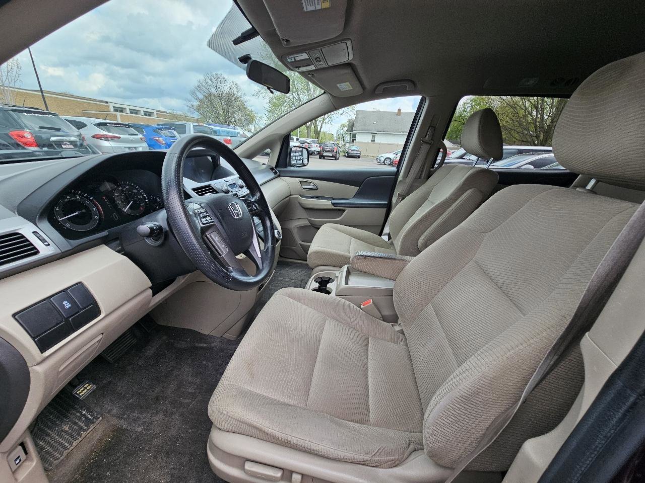 Used 2013 Honda Odyssey LX image 19