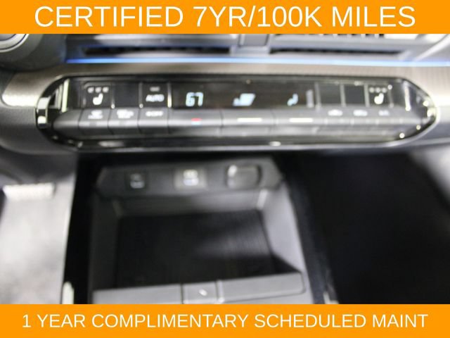 Used 2023 Toyota Prius XLE AWD/4WD image 25