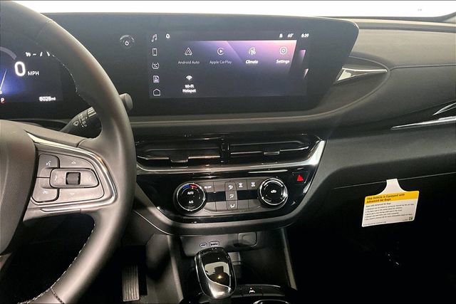 Used 2025 Buick Envista Sport Touring image 6