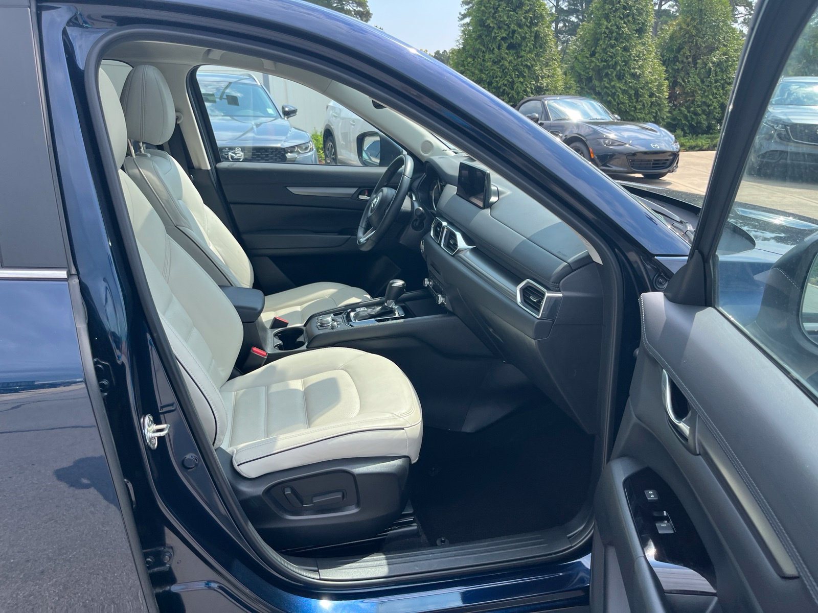 Certified 2025 MAZDA CX-5 AWD 2.5 S w/ Preferred Package image 35
