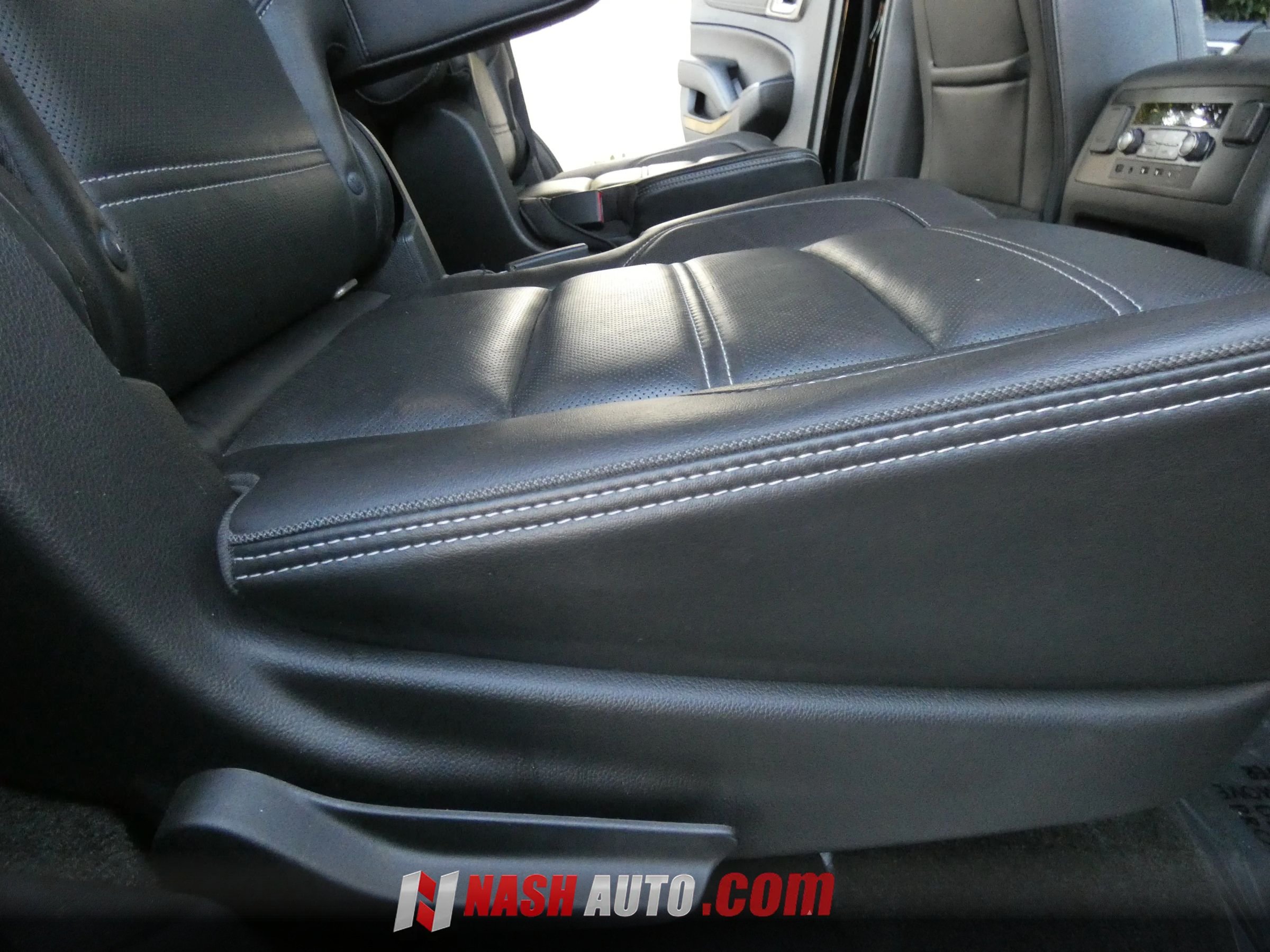 Used 2017 GMC Yukon Denali w/ Open Road Package RWD image 33