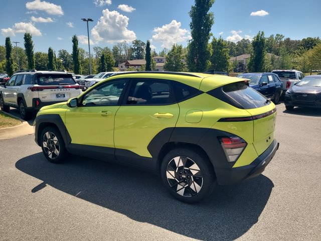 Used 2025 Hyundai Kona SEL FWD image 5