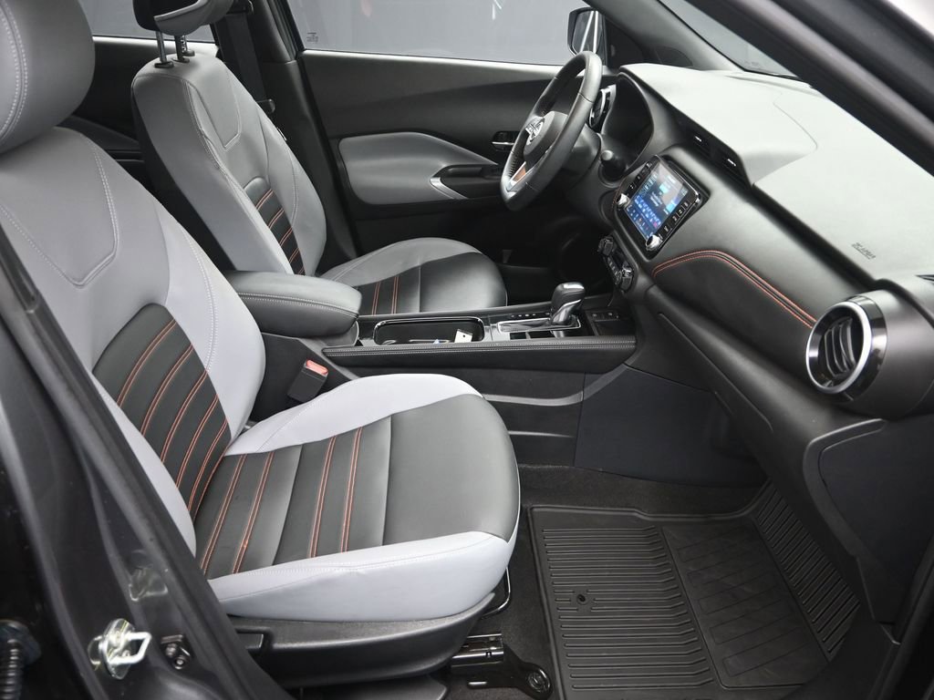 Used 2023 Nissan Kicks SR w/ SR Premium Package image 35