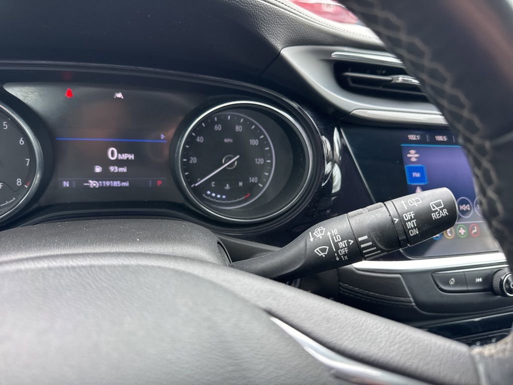 Certified 2020 Buick Encore GX Essence FWD image 23