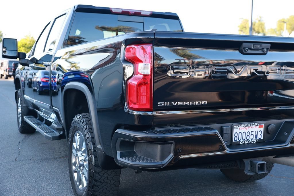 Used 2024 Chevrolet Silverado 2500 High Country AWD/4WD image 13