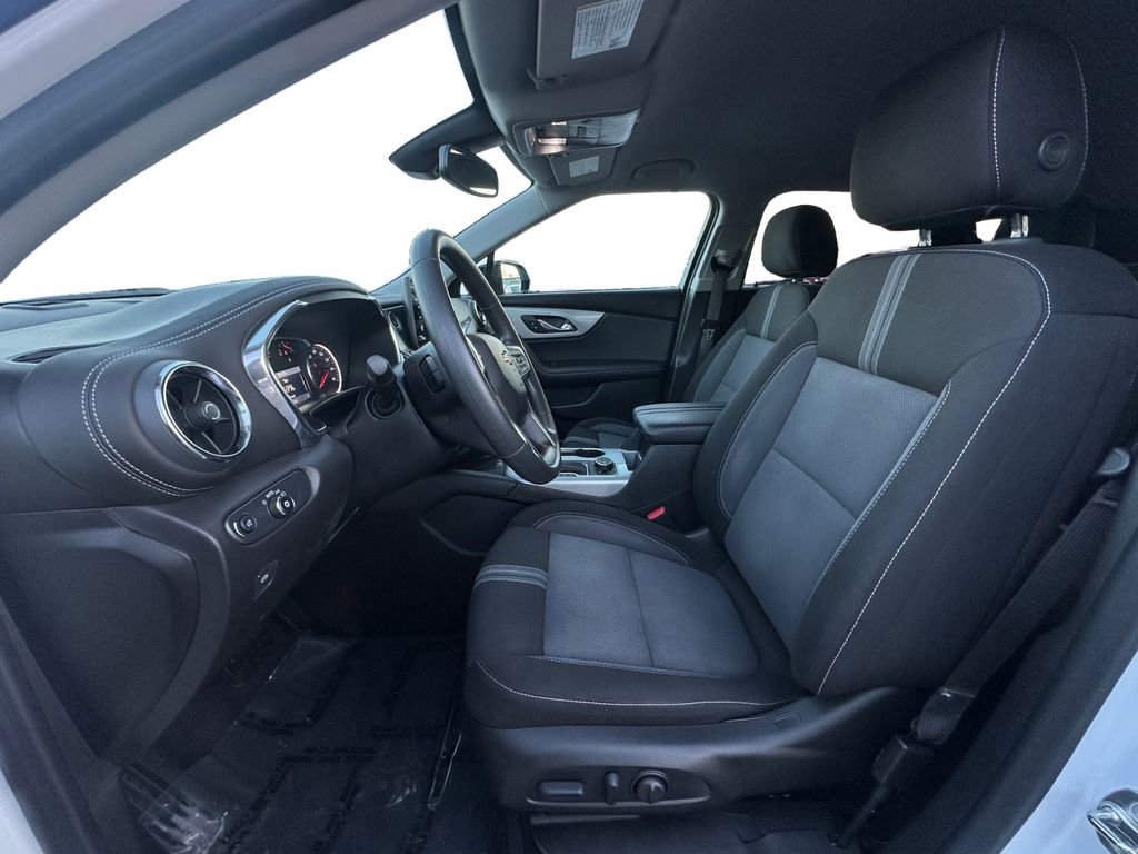 Used 2024 Chevrolet Blazer LT w/ Convenience Package image 9