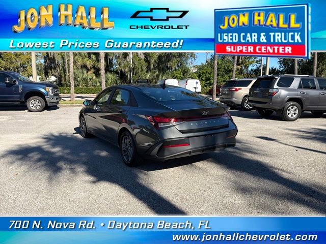 Used 2024 Hyundai Elantra SEL image 6