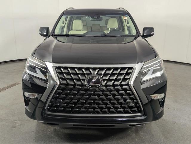 Used 2020 Lexus GX 460 Premium w/ Premium Package image 3