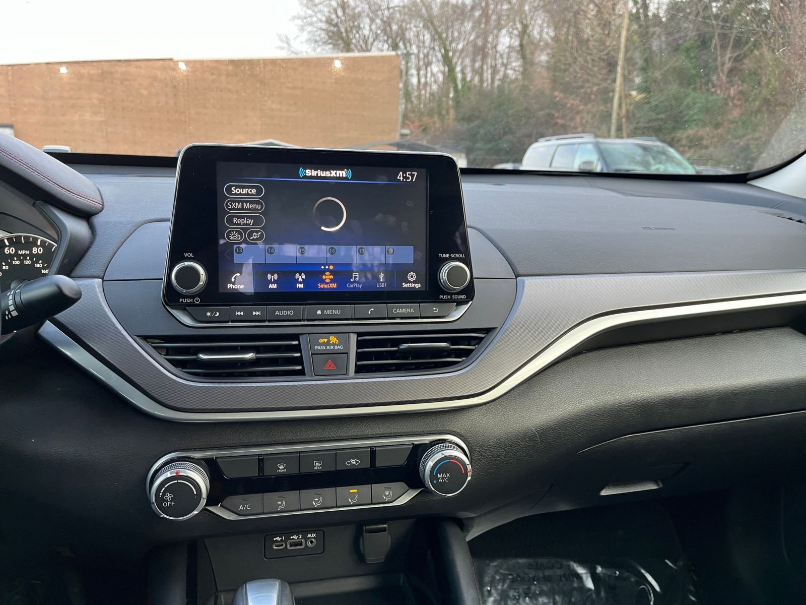 Used 2025 Nissan Altima 2.5 SR image 18