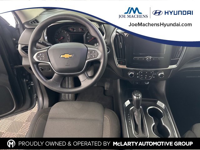 Used 2020 Chevrolet Traverse LS image 32