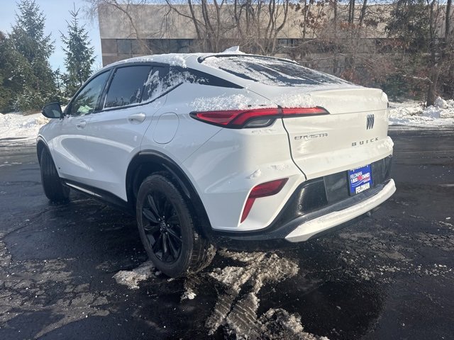 Used 2025 Buick Envista Sport Touring image 4