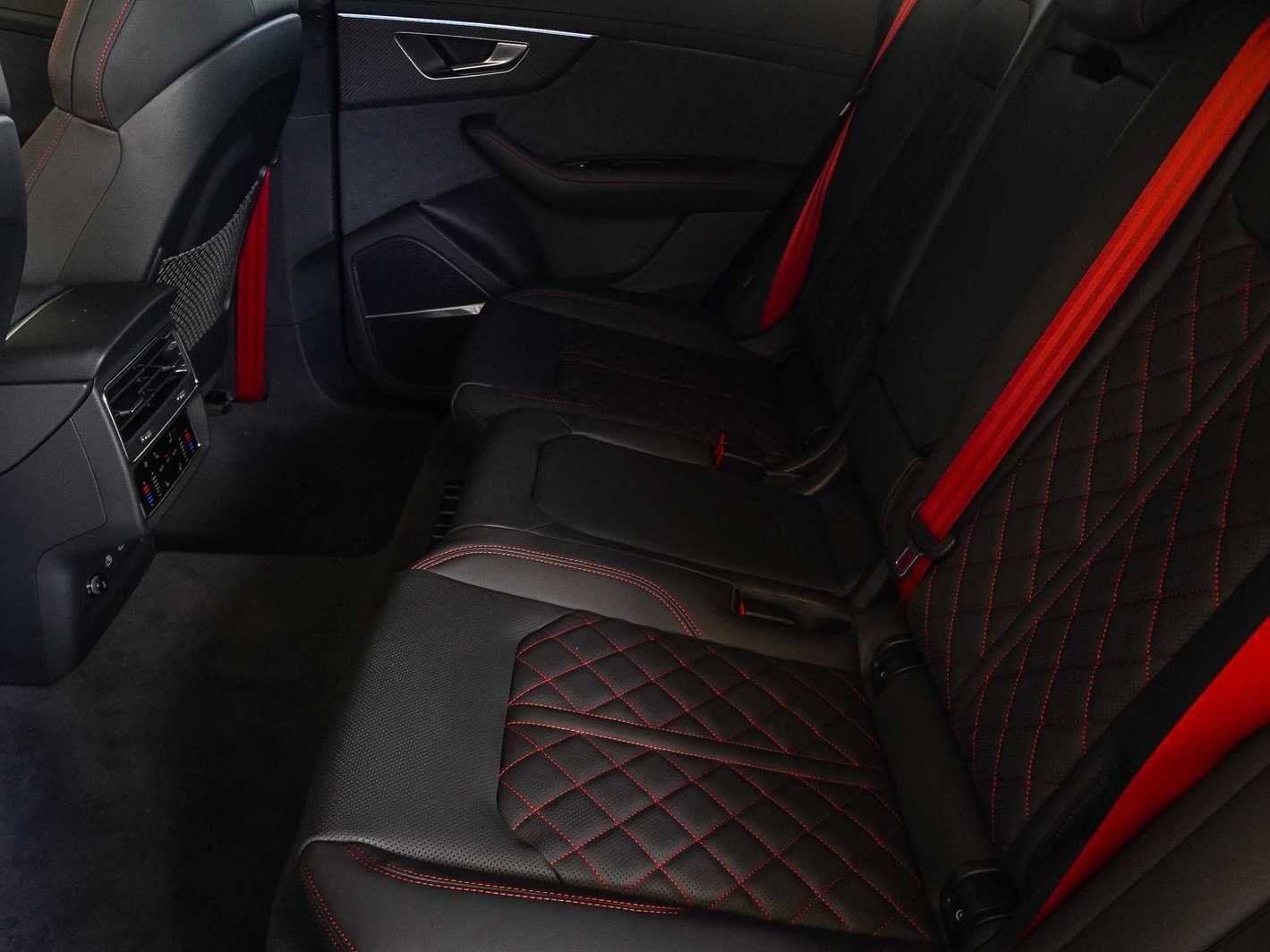 New 2026 Audi SQ8 Prestige AWD/4WD image 21