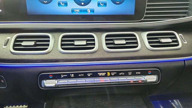 Used 2025 Mercedes-Benz GLS 450 4MATIC image 58