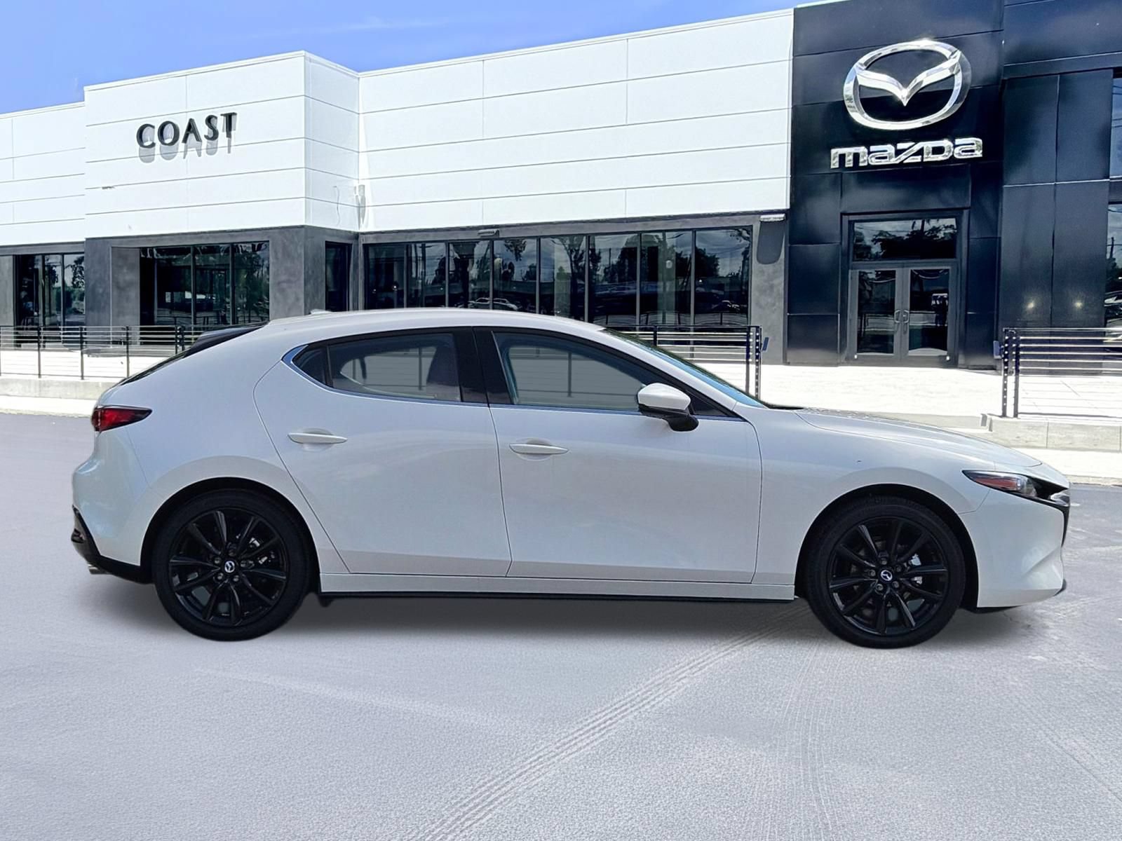 New 2026 MAZDA MAZDA3 2.5 S Hatchback w/ Premium Pkg FWD image 5