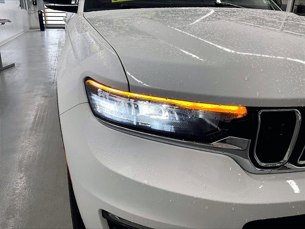 Used 2021 Jeep Grand Cherokee L Limited w/ Trailer Tow Group (B) image 32