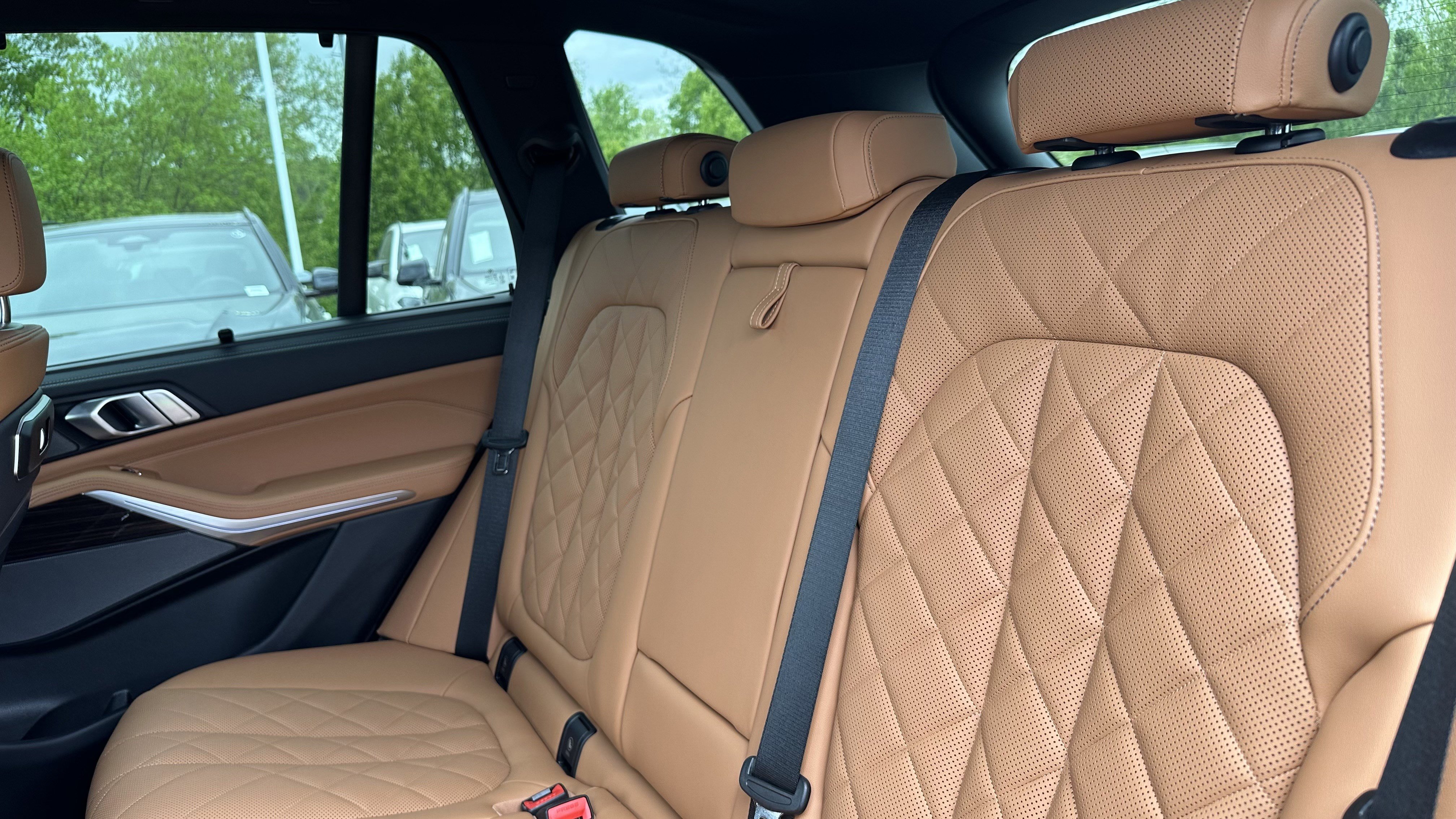 Certified 2025 BMW X5 M60i image 32