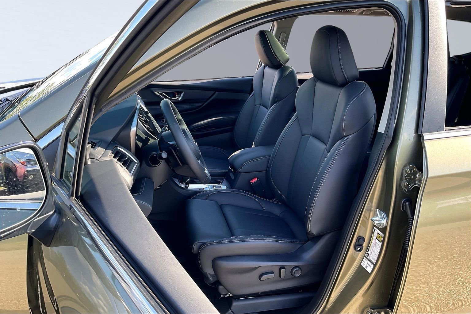 New 2026 Subaru Ascent Limited image 9